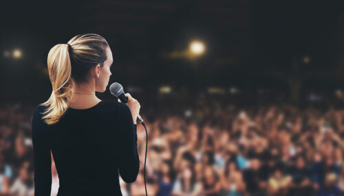 Anna Karwan – głos, który hipnotyzuje i inspiruje
